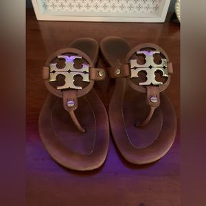 Tory Burch leather miller with gold logo